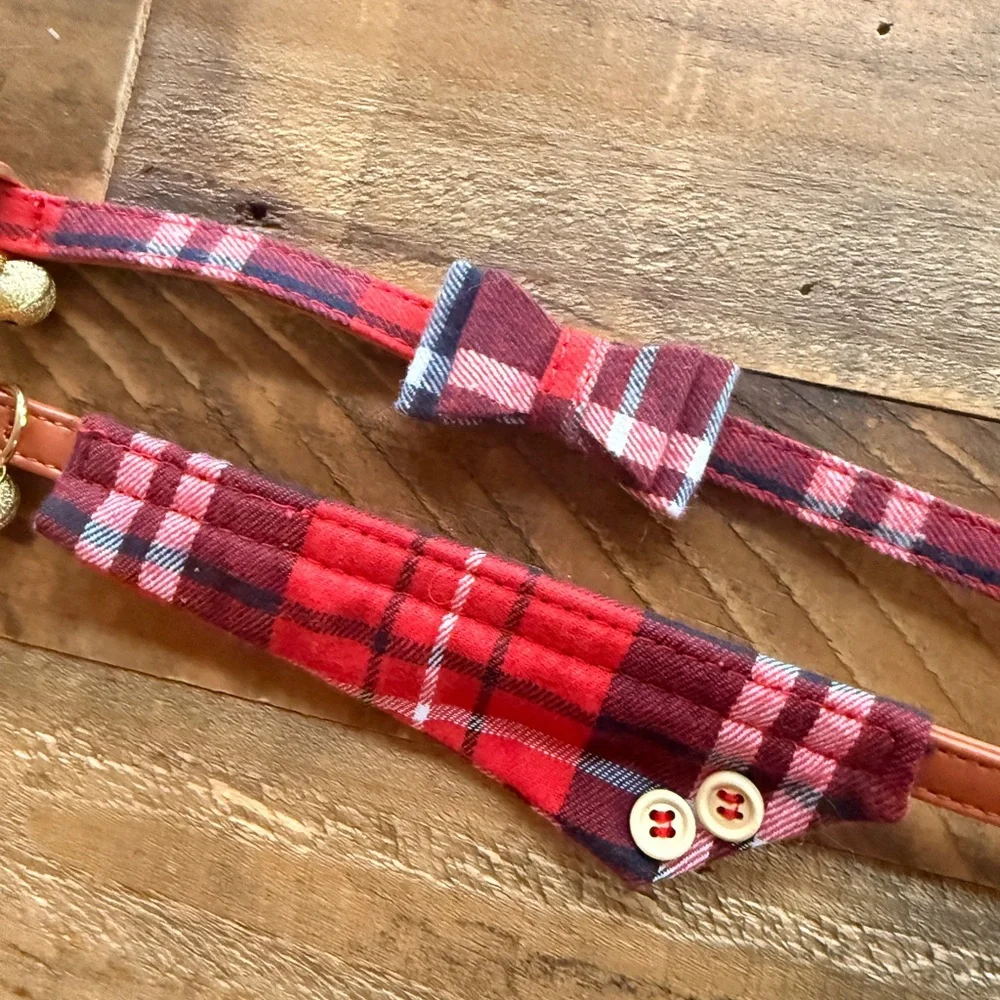 2 plaid cat collars